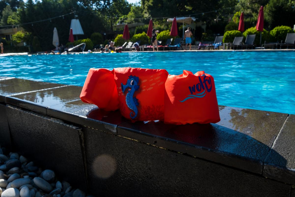 Myswim%20Yüzdürme%20Yardımcısı%20%20Denizatı-Kırmızı